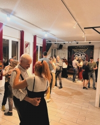 Lou 21 de fébrier, prumier cours de dansa de Renaud Casagrande